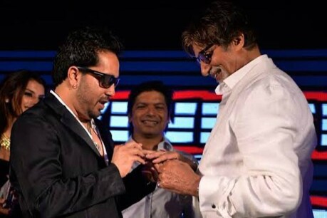 मिका सिंह और अमिताभ बच्चन (Photo Credit- @mikasingh/Instagram)