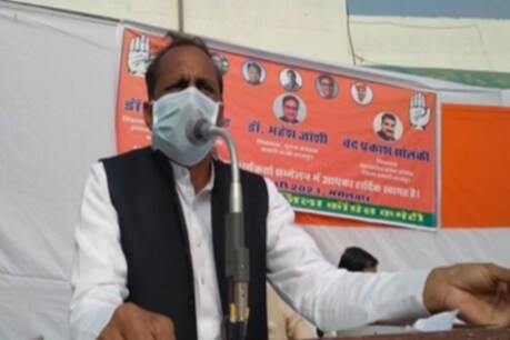 कार्यकर्ताओं ने मंत्री भजनलाल पर अहसान फरामोश होने और कार्यकर्ताओं की उपेक्षा करने का आरोप लगाया.
