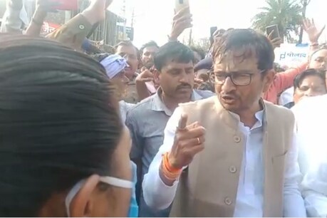 ज्ञापन को लेकर विधायक एसडीेएम पर भड़क गए.