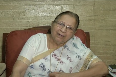 पूर्व सांसद सुमित्रा महाजन को पद्म भूषण देने का ऐलान किया गया है.