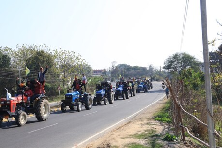 हिमाचल प्रदेश के ऊना में किसानों ने नए कृषि कानूनों के विरोध में ट्रैक्टर रैली निकालकर अपना रोष जताया