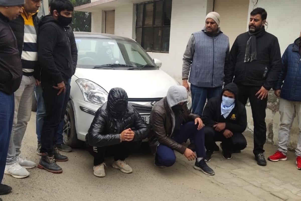 डाॅक्टर समेत 3 आरोपी गिरफ्तार