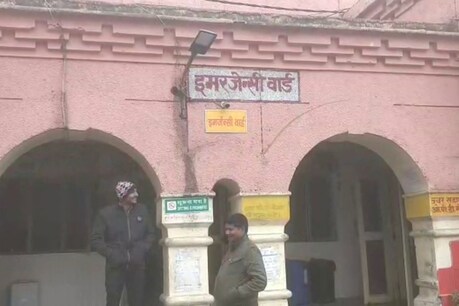 बेकाबू ट्रक ने पिकअप में मारी टक्कर
