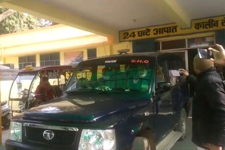 बुलंदशहर में आबकारी इंस्पेक्टर समेत दो सिपाही गिरफ्तार