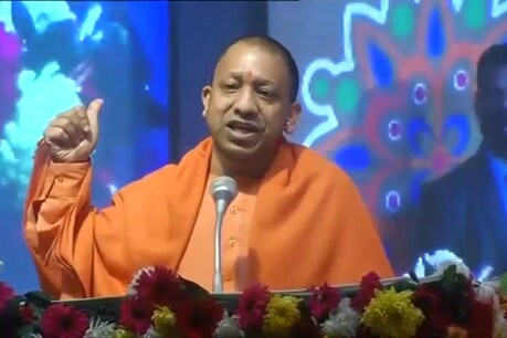 सीएम योगी ने किया 'हुनर हाट' का शुभारंभ