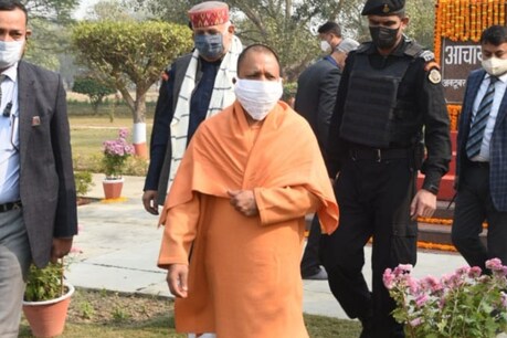 2020 के सबसे तेज सीएम बने योगी (File photo)