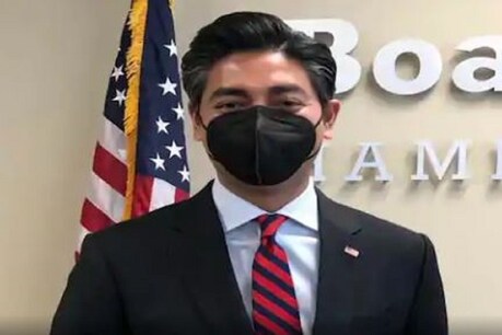 आफताब पुरेवाल (ट्विटर- Aftab Pureval)