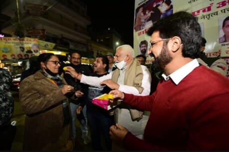 दअरसल नाईट कर्फ्यू हटाने की व्यापारी लंबे समय से मांग कर रहे थे.
