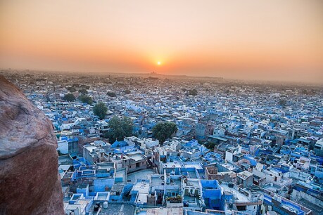 वर्ल्ड के वह चार शहर जो अपने नीले रंग के लिए दुनियाभर में हुए फेमस