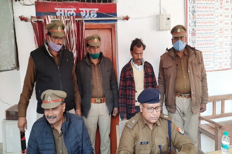 पुलिस ने आरोपी को गिरफ्तार कर लिया है.