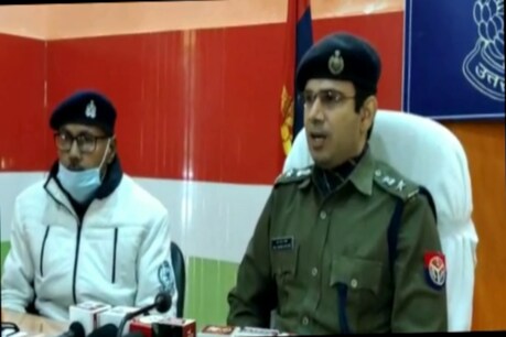 पुलिस ने तीनों लड़कियों को खोज निकाला.