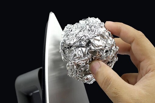 बह त क म क च ज ह एल य म न यम फ यल ज न इसक अलग अलग प रय ग Aluminum Foil Life Hacks News18 Hindi