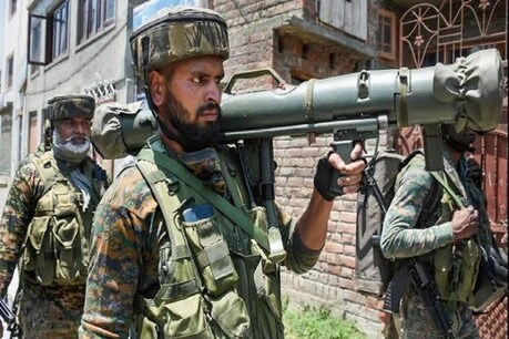 भारतीय सेना ने अपने उतने जवानों की नहीं खोया, जितने जवानों को वह हर साल आत्महत्या के कारण खो रही है.
