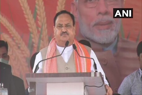 बीजेपी अध्यक्ष जेपी नड्डा ने बर्धमान जिले में किसान सुरक्षा ग्राम सभा को संबोधित किया.