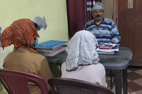 दोनों लड़कियां फिलहाल बाल कल्याण समिति की देखरेख में हैं.