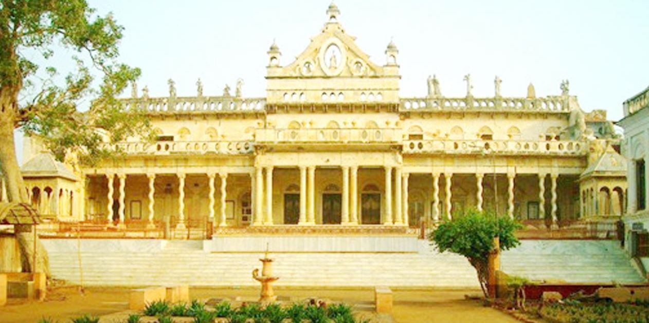east india company history, history of lucknow, best school in lucknow, best college in lucknow, ईस्ट इंडिया कंपनी इतिहास, लखनऊ का इतिहास, लखनऊ का बेस्ट स्कूल, लखनऊ का बेस्ट कॉलेज