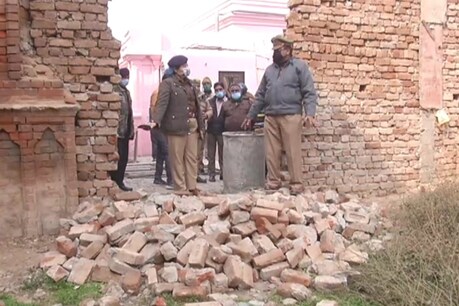 पुलिस जल्द कार्रवाई की बात कह रही है.