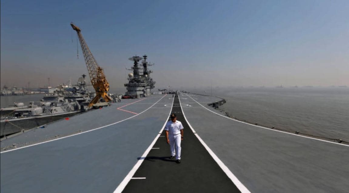 what is ins viraat, indian navy ship, biggest ship, longest serving ship, आईएनएस विराट क्या है, भारतीय नेवी के जहाज़, सबसे बड़ा जहाज़