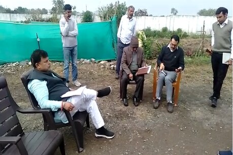 भोपाल.मंत्री प्रद्युम्न सिंह ने इस गड़बड़ी पर कड़ी नाराज़गी जताई है.