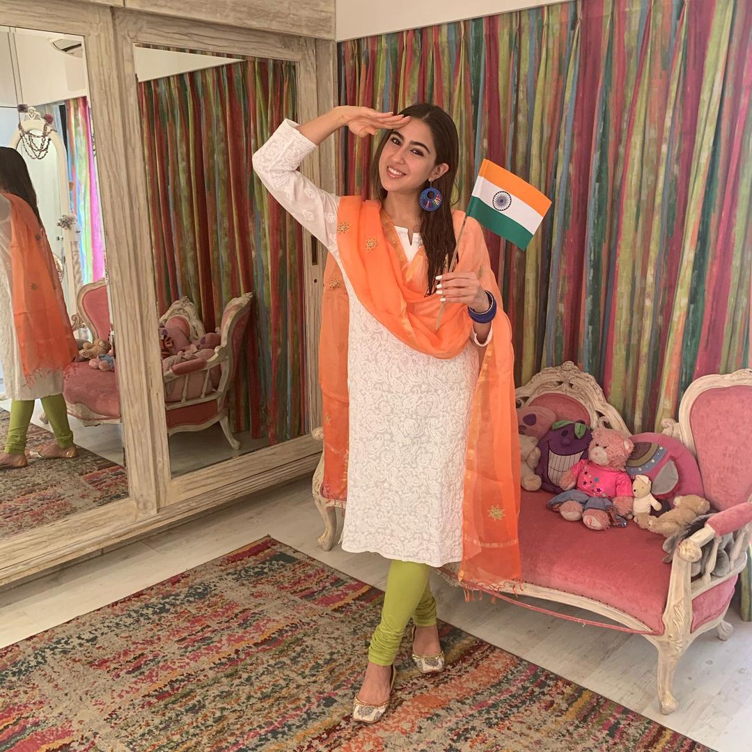 Sara Ali Khan, Sara Ali Khan Home, Sara Ali Khan Family, Sara Ali Khan Films, Sara Ali Khan news, सारा अली खान, सैफ अली खान