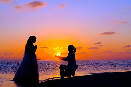 दुनिया भर में ऐसे मनाते हैं प्यार का दिन. Image Credit:Asad-Photo-Maldives/Pexels