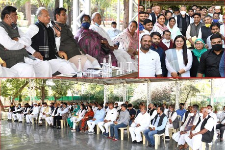 गहलोत ने कहा कि पार्टी जिसे भी टिकट दे सभी
को उसके साथ खड़े होना है.