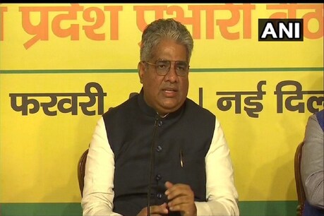 प्रधानमंत्री मोदी ने भाजपा कार्यकर्ताओं से कहा कि वे ‘देश पहले’ के आदर्श वाक्य के साथ पार्टी को मजबूत करें, उसका विस्तार करें.