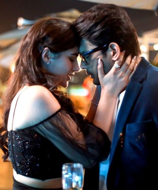 सिद्धार्थ ने कुछ दिनों पहले ही पंजाबी गायिका-अभिनेत्री और बिग बॉस 13 की पूर्व कंटेस्टेंट का बर्थडे सेलिब्रेट किया था. (फोटो साभारः Instagram/altbalaji)