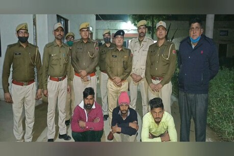 श्रीगंगानगर पुलिस द्वारा गिरफ्तार किये गए तीनों तस्कर