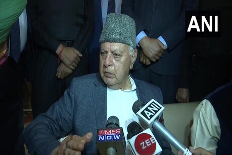 जम्मू-कश्मीर के पूर्व मुख्यमंत्री फारूक अब्दुल्ला ने कहा कि