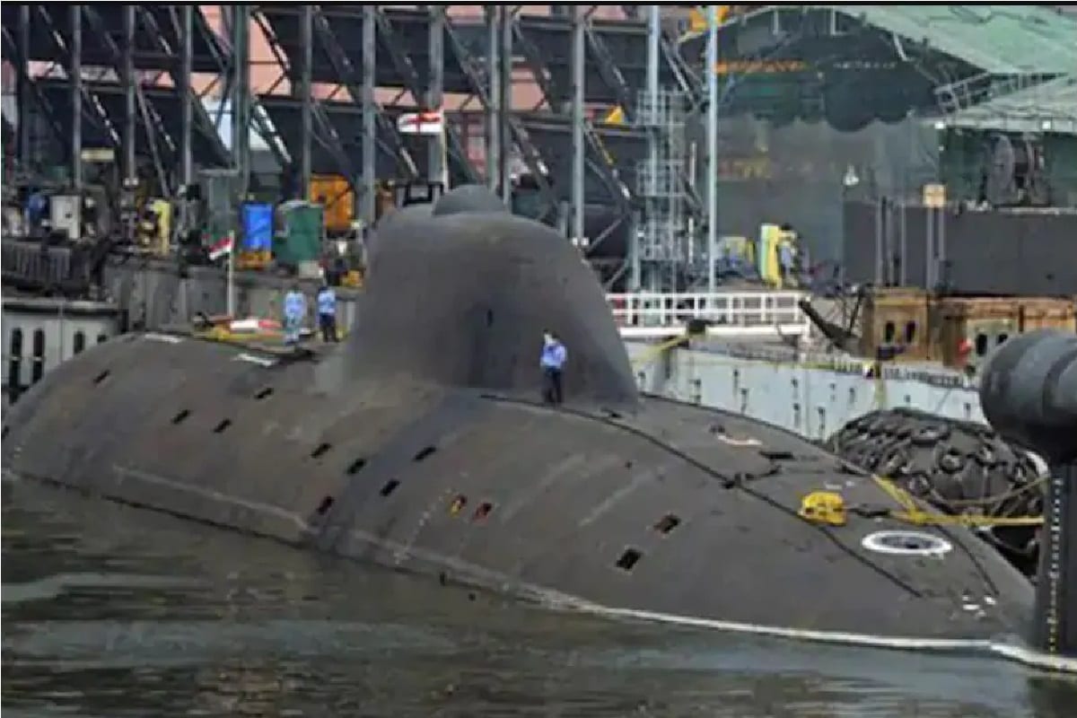 , India, Indian Defence, Indian Navy, 26 February 2008, undersea ballistic missile, Sagarika, Visakhapatnam,