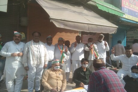 दिल्ली नगर निगम की 5 सीटों पर उप-चुनाव मतदान शांतिपूर्ण तरीके से संपन्न हुए हैं.