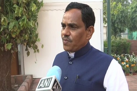 समाजवादी पार्टी के नेता और राज्यसभा सांसद विशम्भर निषाद (Photo ANI)