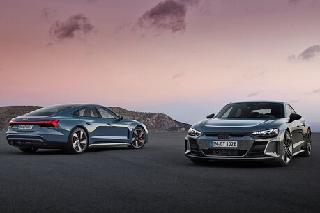 Audi की दो नई इलेक्ट्रिक सेडान कार