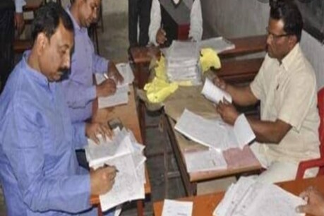 मैट्रिक की कॉपियां जांचने का कार्य 24 मार्च तक चलेगा.
