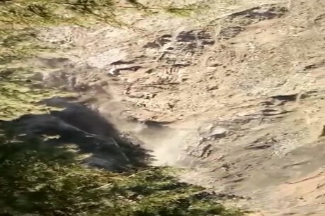 चमोली (Chamoli) में ग्लेशियर (Glacier) टूटने के कारण भीषण बाढ़ का सामाना करना पड़ा है.
