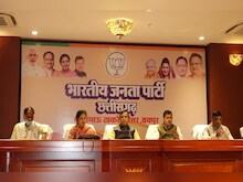BJP युवा मोर्चा विवाद: डी. पुरंदेश्वरी ने प्रदेश अध्यक्ष को लगाई फटकार