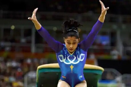 दीपा 2016 में रियो ओलंपिक में महिला वॉल्ट फाइनल में मामूली अंतर से कांस्य पदक से चूक गयी थीं. file photo: Reuters
