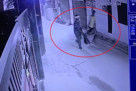 गुरुग्राम पुलिस ने इस पूरे मामले में दोनों पक्षों की शिकायत पर मामला दर्ज कर लिया है.