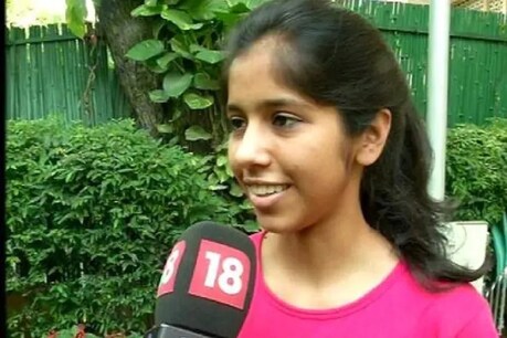 सीएम केजरीवाल की बेटी से ठगे 34 हजार, OLX पर बेचना चाहती थीं पुराना सोफा