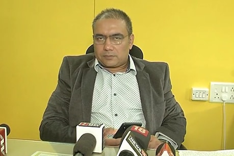 एसटीएफ इंदौर के एसपी मनीष खत्री ने इस पूरे मामले की जानकारी दी.