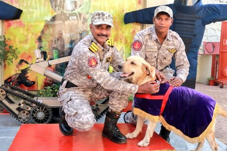 भारतीय नौसेना का दिखा पराक्रम. (Pic-
PRO Defence Mumbai)