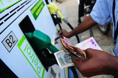 पूरी दुनिया में प्रदूषण या फिर उत्पादन में कमी की वजह से पेट्रोलियम पदार्थों पर निर्भरता कम होती जाएगी.