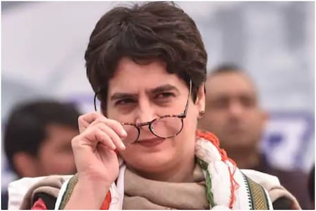 कांग्रेस शायद अपने नेता कि उदार धार्मिक छवि पेश करने में लगी हुई है. यही कारण है कि संगम स्नान, मंदिर यात्रा के अलावा प्रियंका ने सूफी समाधी पर भी अपनी उपस्थिति दर्ज कराई थी.