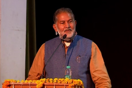 रामबिलास शर्मा ने कहा सत्य हमेशा सत्य ही रहता है.