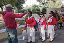 50 फीसदी बच्चों को ही बुला सकते हैं स्कूल, अभिभावक की इजाजत जरूरी