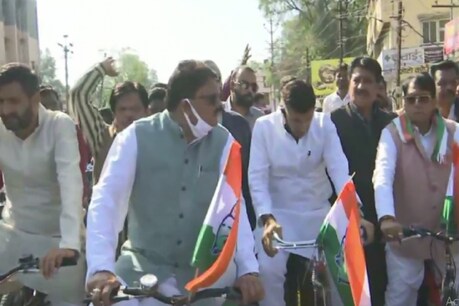 BHOPAL : कांग्रेस विधायकों ने पेट्रोल-डीजल महंगा होने का इस तरह से विरोध किया.