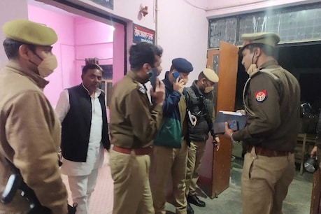उन्नाव केस: पुलिस ने मामले के खुलासे के लिए कई टीमें लगाई हैं.