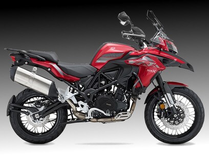 Benelli TRK 502X बाइक.