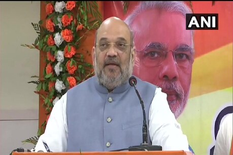 धेमाजी जिले में रैली करते हुए अमित शाह (PTI)